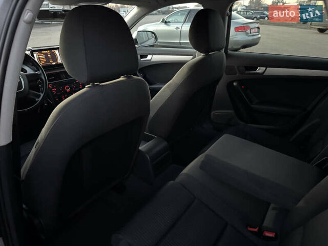 Серый Ауди А4, объемом двигателя 1.8 л и пробегом 238 тыс. км за 9400 $, фото 33 на Automoto.ua