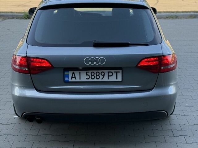 Серый Ауди А4, объемом двигателя 2 л и пробегом 408 тыс. км за 8800 $, фото 5 на Automoto.ua