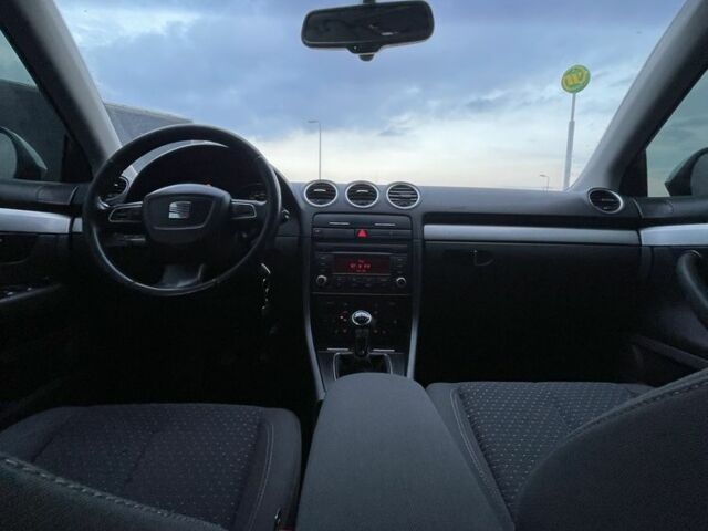 Сірий Ауді А4, об'ємом двигуна 2 л та пробігом 253 тис. км за 5399 $, фото 6 на Automoto.ua