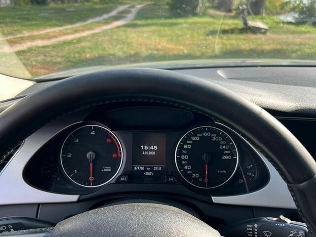 Сірий Ауді А4, об'ємом двигуна 1.97 л та пробігом 377 тис. км за 8600 $, фото 16 на Automoto.ua