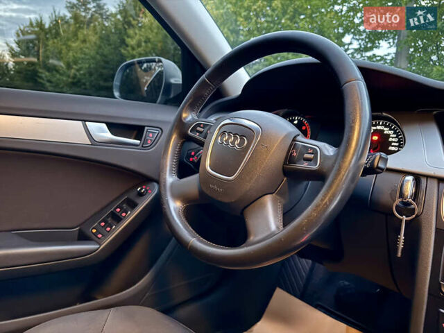 Сірий Ауді А4, об'ємом двигуна 2 л та пробігом 271 тис. км за 10400 $, фото 36 на Automoto.ua