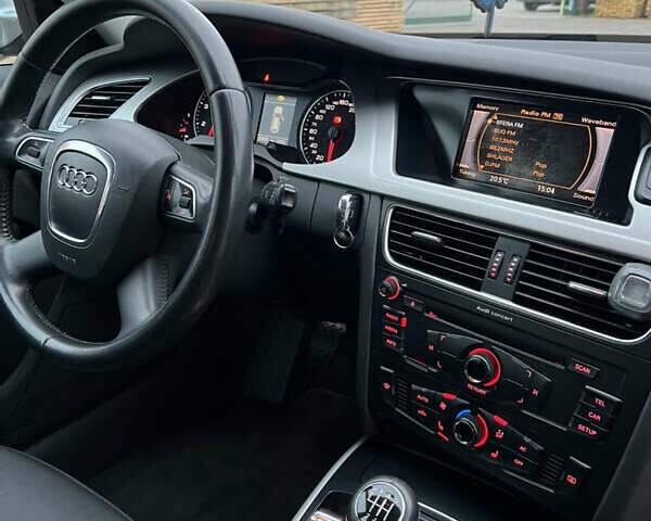 Серый Ауди А4, объемом двигателя 1.8 л и пробегом 250 тыс. км за 8500 $, фото 23 на Automoto.ua