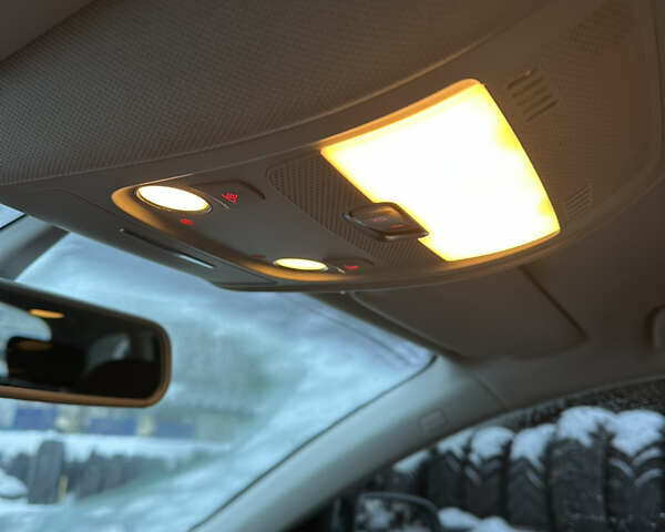 Сірий Ауді А4, об'ємом двигуна 1.97 л та пробігом 252 тис. км за 8250 $, фото 70 на Automoto.ua