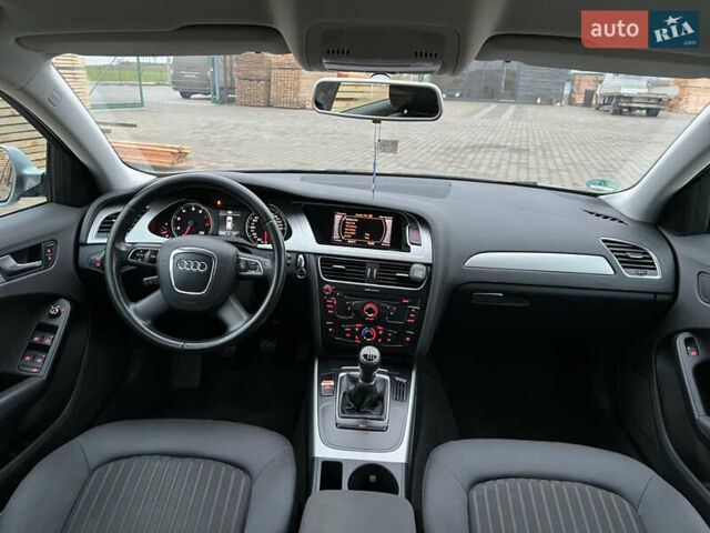 Серый Ауди А4, объемом двигателя 1.8 л и пробегом 250 тыс. км за 8500 $, фото 24 на Automoto.ua