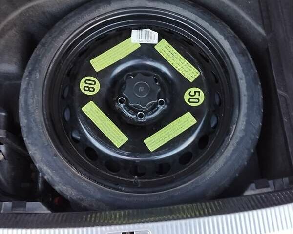 Серый Ауди А4, объемом двигателя 1.98 л и пробегом 258 тыс. км за 9000 $, фото 18 на Automoto.ua