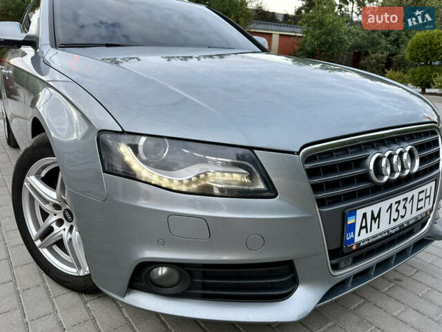 Сірий Ауді А4, об'ємом двигуна 2 л та пробігом 271 тис. км за 10400 $, фото 6 на Automoto.ua