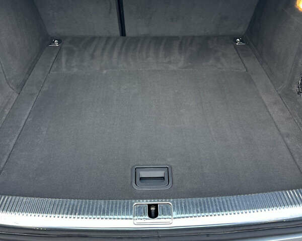 Сірий Ауді А4, об'ємом двигуна 1.8 л та пробігом 249 тис. км за 8399 $, фото 16 на Automoto.ua