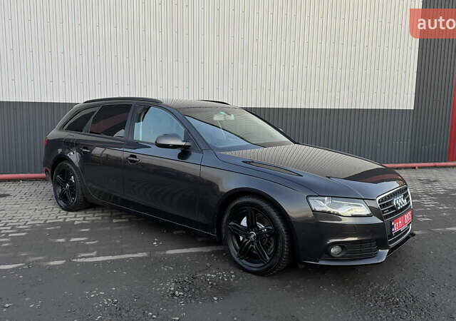 Серый Ауди А4, объемом двигателя 2 л и пробегом 226 тыс. км за 9300 $, фото 3 на Automoto.ua