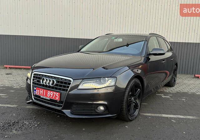 Серый Ауди А4, объемом двигателя 2 л и пробегом 226 тыс. км за 9300 $, фото 1 на Automoto.ua