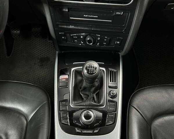 Серый Ауди А4, объемом двигателя 2 л и пробегом 251 тыс. км за 11500 $, фото 9 на Automoto.ua