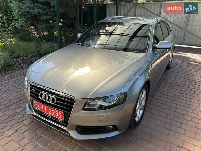 Сірий Ауді А4, об'ємом двигуна 2 л та пробігом 195 тис. км за 10800 $, фото 1 на Automoto.ua