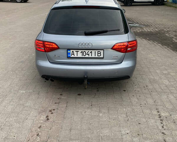 Серый Ауди А4, объемом двигателя 2 л и пробегом 300 тыс. км за 9300 $, фото 5 на Automoto.ua