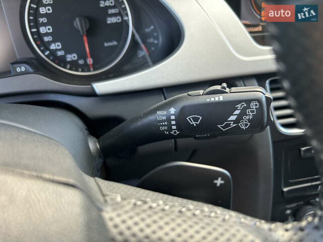 Сірий Ауді А4, об'ємом двигуна 2 л та пробігом 195 тис. км за 10800 $, фото 23 на Automoto.ua