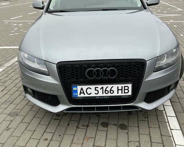 Серый Ауди А4, объемом двигателя 2 л и пробегом 251 тыс. км за 11500 $, фото 4 на Automoto.ua