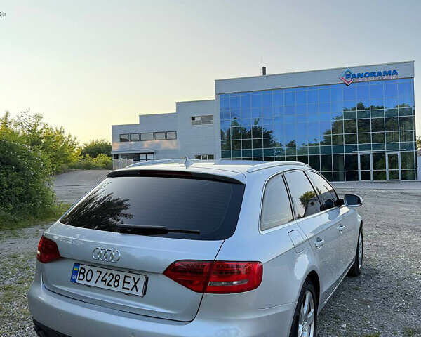 Сірий Ауді А4, об'ємом двигуна 2 л та пробігом 310 тис. км за 9999 $, фото 4 на Automoto.ua