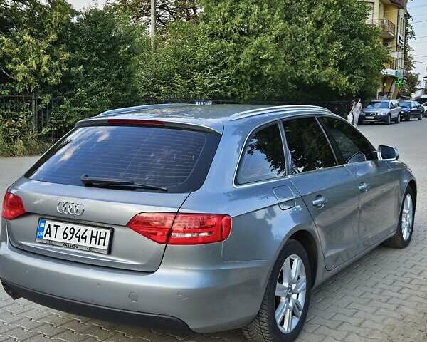 Серый Ауди А4, объемом двигателя 2 л и пробегом 235 тыс. км за 8500 $, фото 1 на Automoto.ua