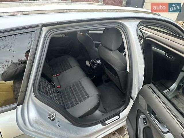 Серый Ауди А4, объемом двигателя 2 л и пробегом 350 тыс. км за 9900 $, фото 13 на Automoto.ua