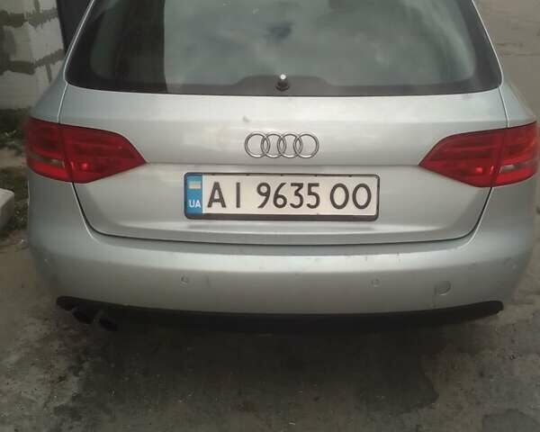 Серый Ауди А4, объемом двигателя 2 л и пробегом 300 тыс. км за 8700 $, фото 3 на Automoto.ua