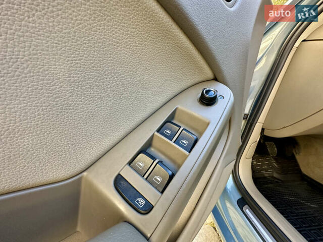 Серый Ауди А4, объемом двигателя 1.97 л и пробегом 285 тыс. км за 9750 $, фото 21 на Automoto.ua