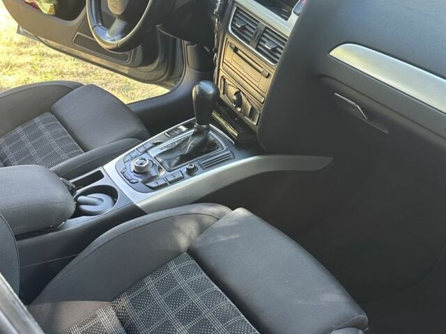 Серый Ауди А4, объемом двигателя 2 л и пробегом 290 тыс. км за 11000 $, фото 6 на Automoto.ua