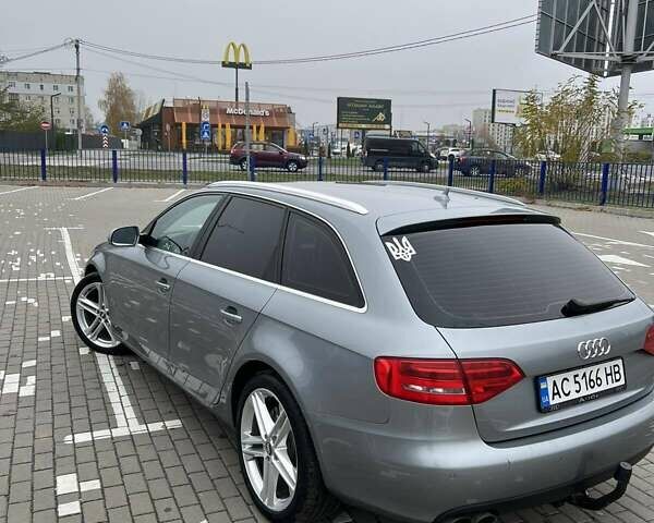 Серый Ауди А4, объемом двигателя 2 л и пробегом 251 тыс. км за 11500 $, фото 1 на Automoto.ua
