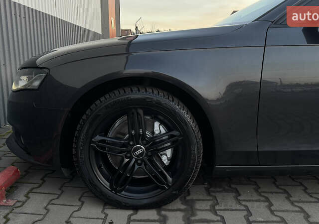 Серый Ауди А4, объемом двигателя 2 л и пробегом 226 тыс. км за 9300 $, фото 14 на Automoto.ua