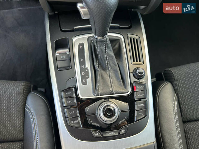 Сірий Ауді А4, об'ємом двигуна 2 л та пробігом 195 тис. км за 10800 $, фото 20 на Automoto.ua
