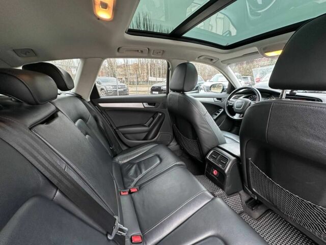 Сірий Ауді А4, об'ємом двигуна 1.8 л та пробігом 246 тис. км за 8900 $, фото 20 на Automoto.ua