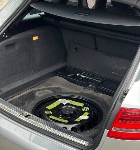 Серый Ауди А4, объемом двигателя 1.8 л и пробегом 249 тыс. км за 10700 $, фото 9 на Automoto.ua