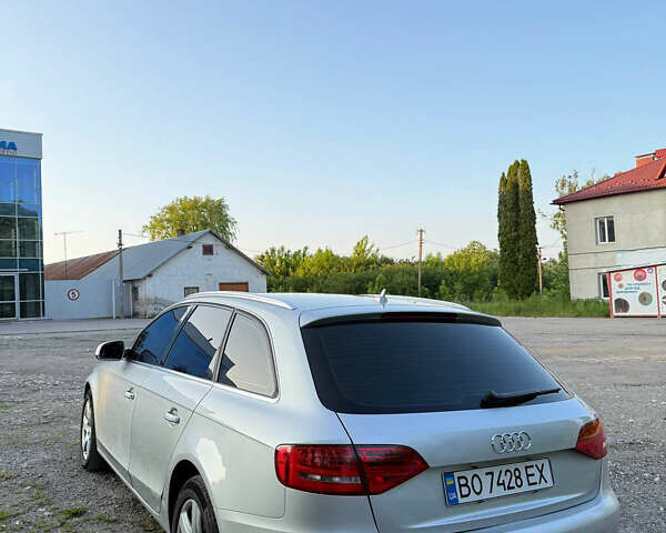 Сірий Ауді А4, об'ємом двигуна 2 л та пробігом 310 тис. км за 9999 $, фото 3 на Automoto.ua