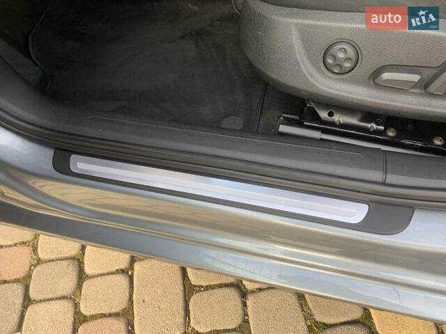 Серый Ауди А4, объемом двигателя 2 л и пробегом 217 тыс. км за 10600 $, фото 46 на Automoto.ua