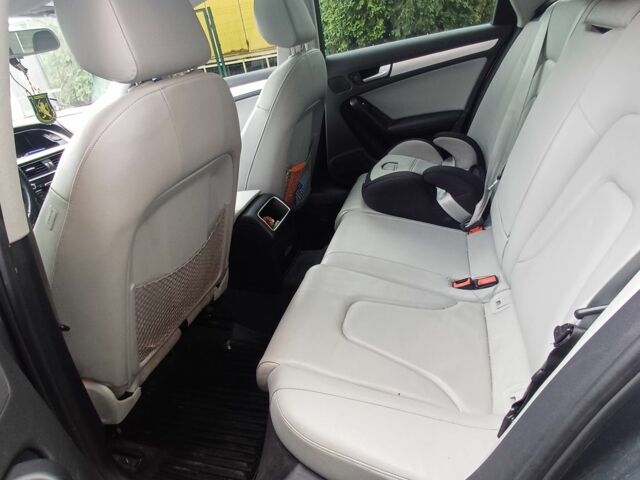 Сірий Ауді А4, об'ємом двигуна 2 л та пробігом 234 тис. км за 12154 $, фото 5 на Automoto.ua