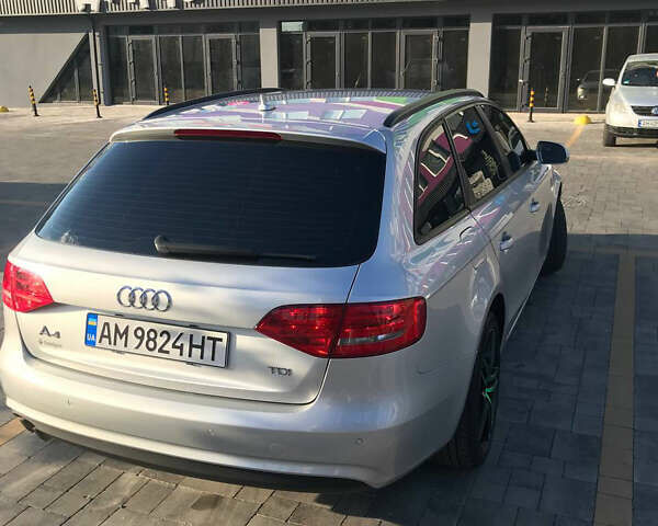 Сірий Ауді А4, об'ємом двигуна 1.97 л та пробігом 280 тис. км за 11000 $, фото 5 на Automoto.ua