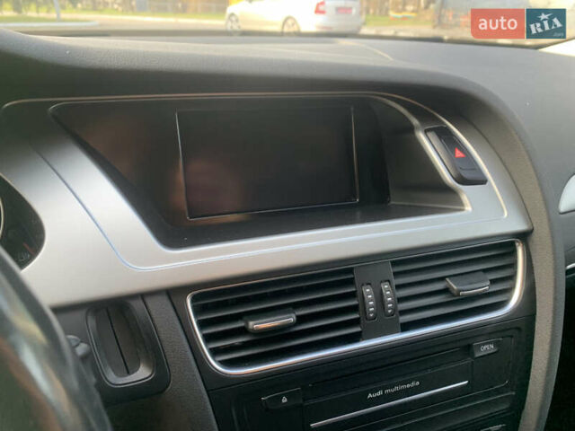 Серый Ауди А4, объемом двигателя 2 л и пробегом 217 тыс. км за 10600 $, фото 40 на Automoto.ua