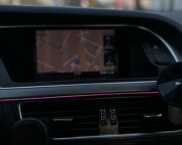 Серый Ауди А4, объемом двигателя 3 л и пробегом 225 тыс. км за 14500 $, фото 34 на Automoto.ua