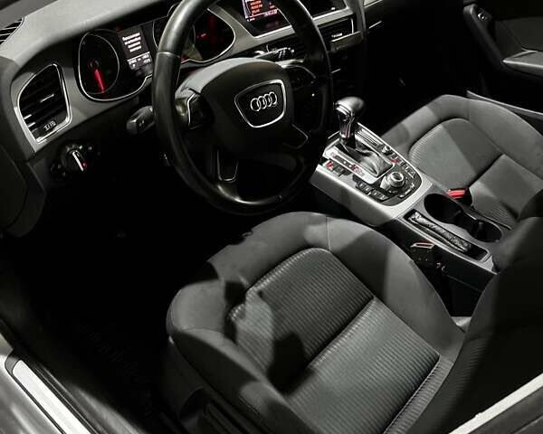 Сірий Ауді А4, об'ємом двигуна 2 л та пробігом 295 тис. км за 10800 $, фото 18 на Automoto.ua