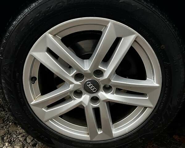 Сірий Ауді А4, об'ємом двигуна 2 л та пробігом 295 тис. км за 10800 $, фото 12 на Automoto.ua