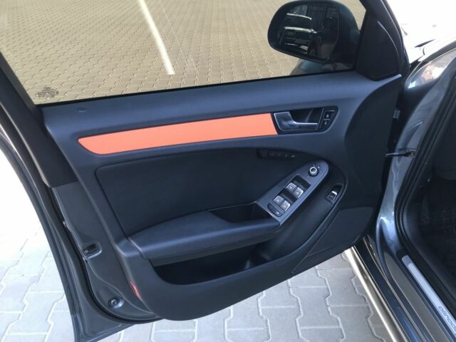 Сірий Ауді А4, об'ємом двигуна 2 л та пробігом 288 тис. км за 12300 $, фото 8 на Automoto.ua