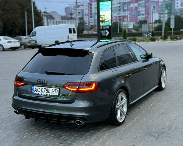 Серый Ауди А4, объемом двигателя 3 л и пробегом 225 тыс. км за 14500 $, фото 4 на Automoto.ua