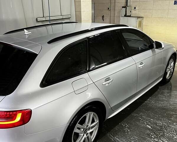 Сірий Ауді А4, об'ємом двигуна 2 л та пробігом 295 тис. км за 10800 $, фото 4 на Automoto.ua