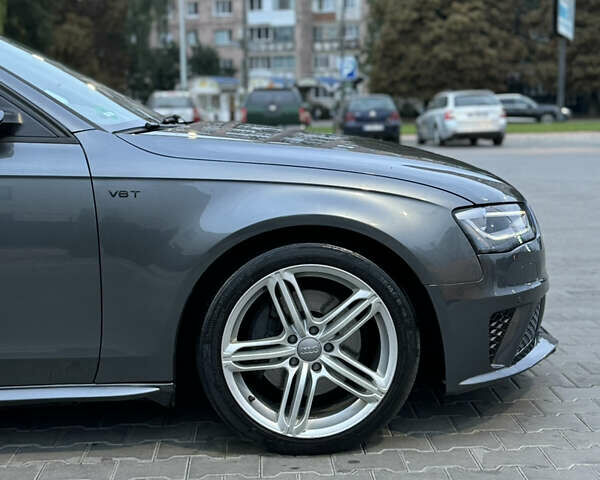 Серый Ауди А4, объемом двигателя 3 л и пробегом 225 тыс. км за 14500 $, фото 3 на Automoto.ua