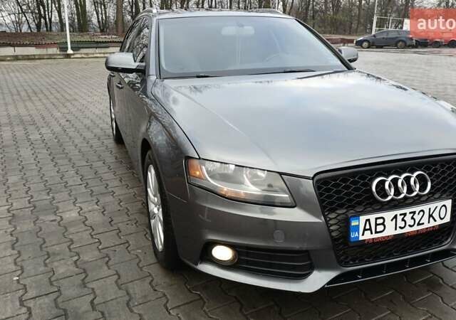 Сірий Ауді А4, об'ємом двигуна 2 л та пробігом 290 тис. км за 9350 $, фото 3 на Automoto.ua
