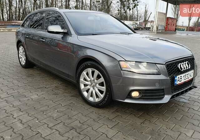 Сірий Ауді А4, об'ємом двигуна 2 л та пробігом 290 тис. км за 9350 $, фото 6 на Automoto.ua