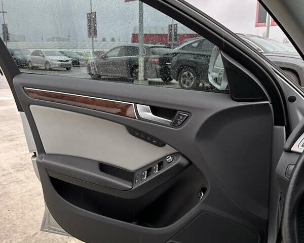 Серый Ауди А4, объемом двигателя 1.98 л и пробегом 162 тыс. км за 16000 $, фото 18 на Automoto.ua