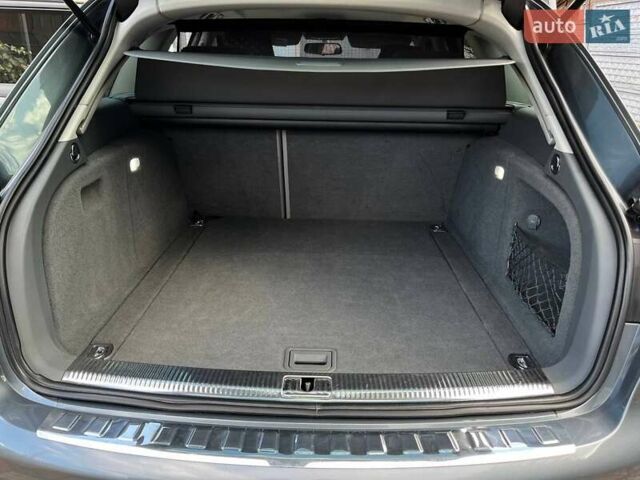 Ауді А4 2012 у Лебедине на Automoto.ua Сірий Ауді А4, об'ємом двигуна 1.97 л та пробігом 154 тис. км за 13500 $, фото 27 на Automoto.ua