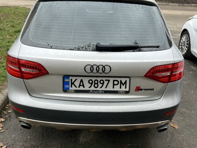 Сірий Ауді А4, об'ємом двигуна 2 л та пробігом 126 тис. км за 14000 $, фото 5 на Automoto.ua