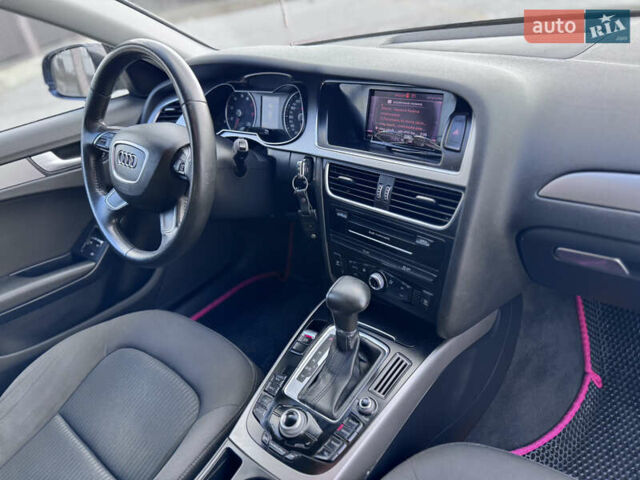 Сірий Ауді А4, об'ємом двигуна 1.8 л та пробігом 259 тис. км за 11300 $, фото 26 на Automoto.ua
