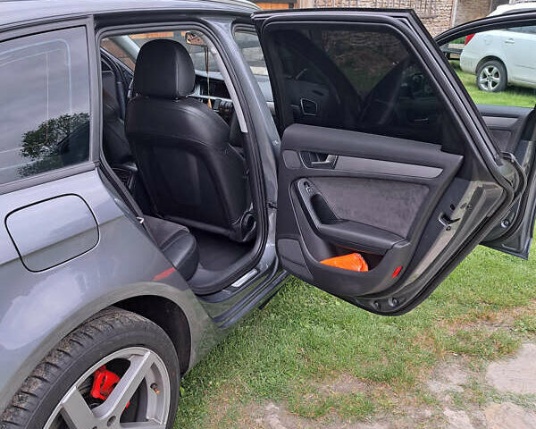 Серый Ауди А4, объемом двигателя 1.98 л и пробегом 188 тыс. км за 12500 $, фото 32 на Automoto.ua