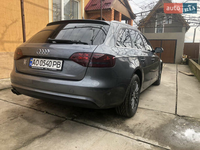 Сірий Ауді А4, об'ємом двигуна 2 л та пробігом 345 тис. км за 11200 $, фото 15 на Automoto.ua