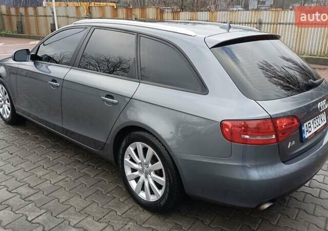 Сірий Ауді А4, об'ємом двигуна 2 л та пробігом 290 тис. км за 9350 $, фото 11 на Automoto.ua